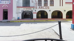 Unclassified image, 2 of 25, button - OYO Hotel Los Arcos (Hopelchen)