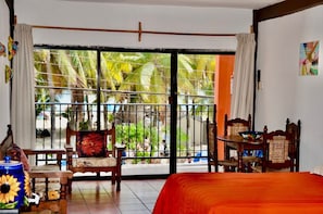 WiFi, bed sheets - Beach Front Fully Equipped Suite R-1 (Centro - Supmza. 001)