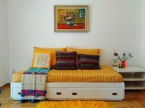 1 bedroom, WiFi, bed sheets