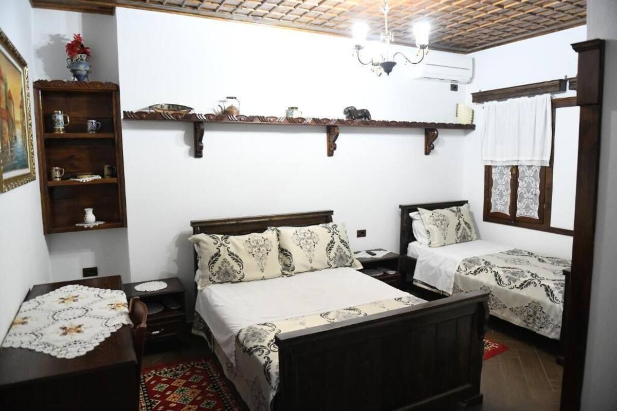 Minibar, desk, soundproofing, free WiFi