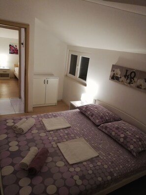 1 室のベッドルーム、アイロン / アイロン台、WiFi