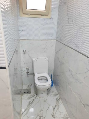 Shower, towels - Bravey Apartment 2 A (Hurghada)