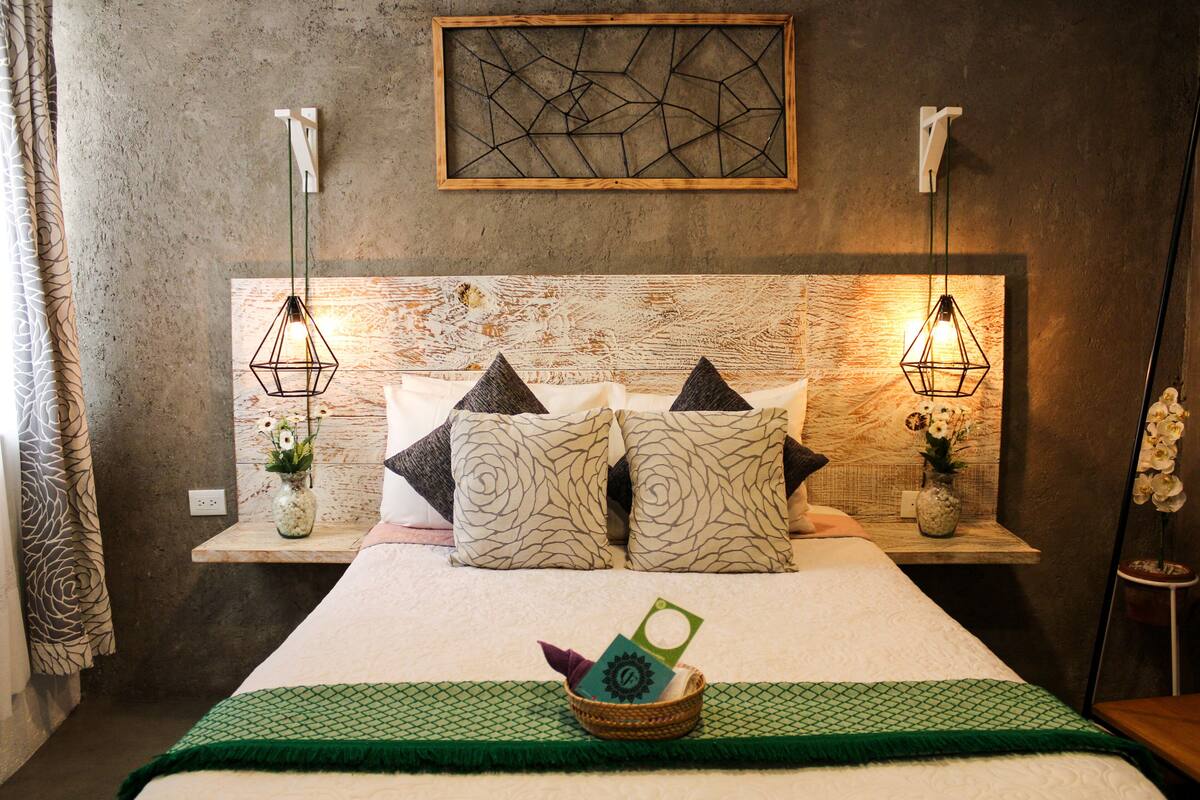 Ropa de cama de alta calidad, cubrecamas y colchones con pillow-top