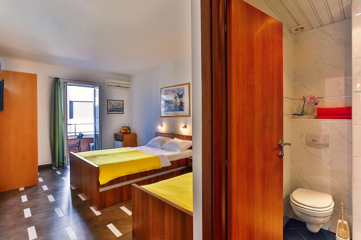 Chambre Triple Standard | Vue de la chambre