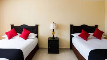 Quarto standard, 2 camas de casal | Quartos à prova de som, roupa de cama