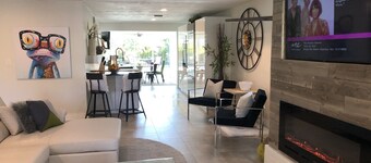 Private Vacation Home w/ Heated Pool. Walk/Bike to Vanderbilt Beach & Amenities.