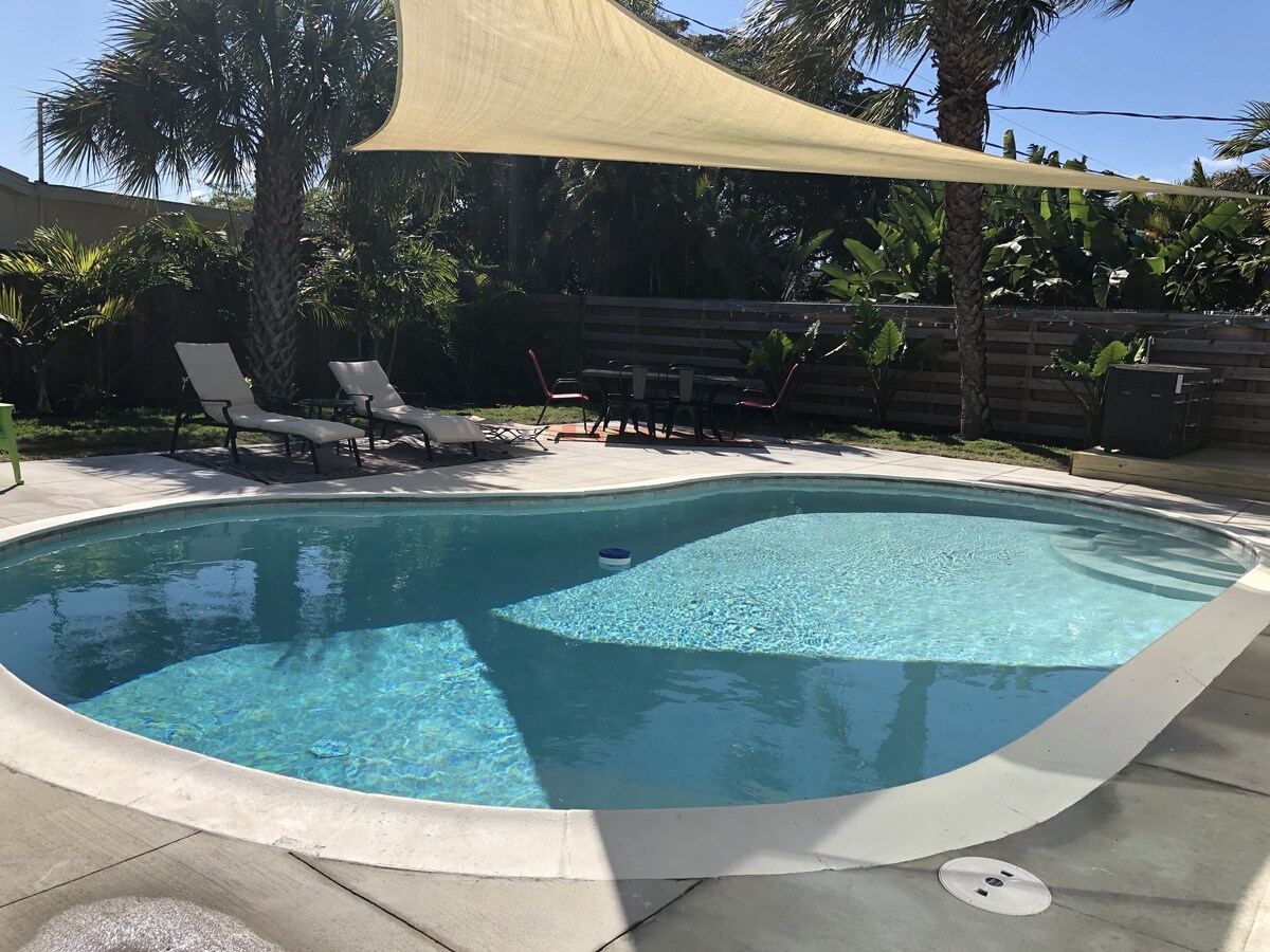 Photo 9 of Private Vacation Home w/ Heated Pool. Walk/Bike to Vanderbilt Beach & Amenities.