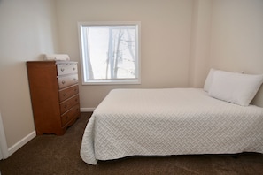 4 室のベッドルーム、WiFi