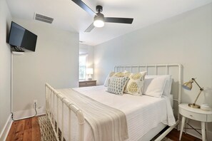 1 camera, ferro/asse da stiro, Wi-Fi