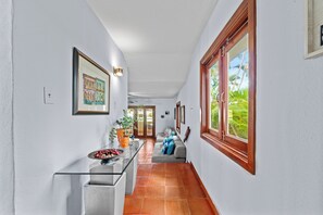 Interior - Villa INSIDE Wyndham Rio Mar Hotel - beach (Río Grande)