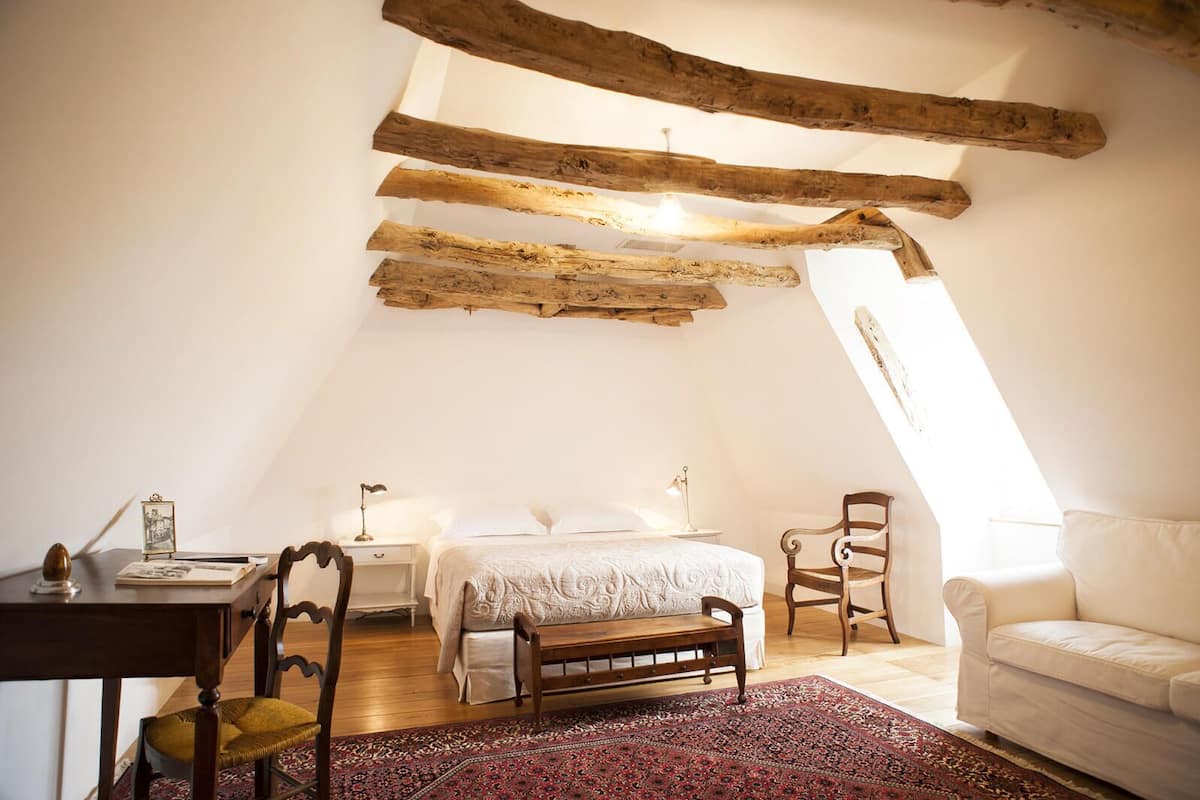 Wifi gratis y ropa de cama