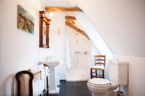 Bathroom - L'Ombrière (Vitrac)