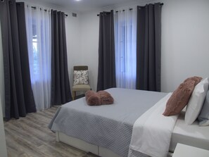 1 Schlafzimmer, Bügeleisen/Bügelbrett, kostenloses WLAN, Bettwäsche