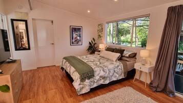 1 chambre, fer et planche Ă repasser, Wi-Fi gratuit, draps fournis