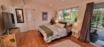 Relax watching Netflix on the 55" TV while lying back in comfort