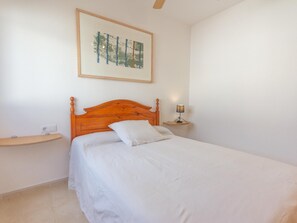 3 chambres, accès à Internet