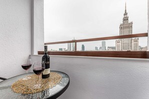 Outdoor dining - Złota 11 | Strict Center Apartment | Warsaw (Warszawa)