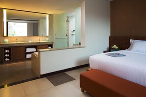 1 bedroom, iron/ironing board, free WiFi - 1 suite Hotel & SPA Legian (Badung)