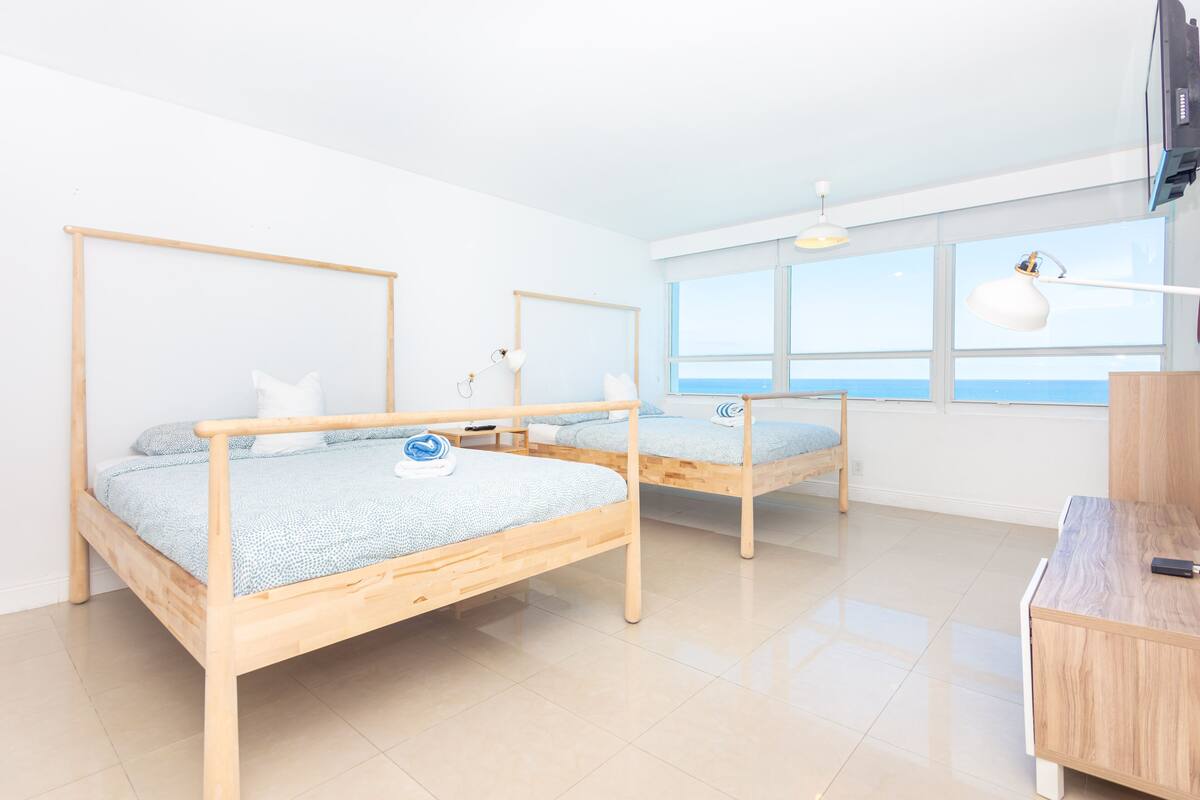 尊爵開放式套房 | 筆電工作空間、遮光布/窗簾、熨斗/熨衣板、免費搖籃/嬰兒床