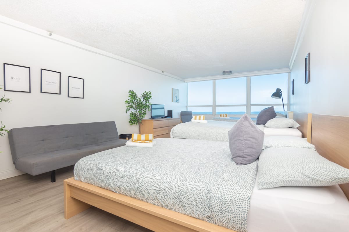 Elite Studio Suite | 1 bedroom, in-room safe, individually decorated, individually furnished