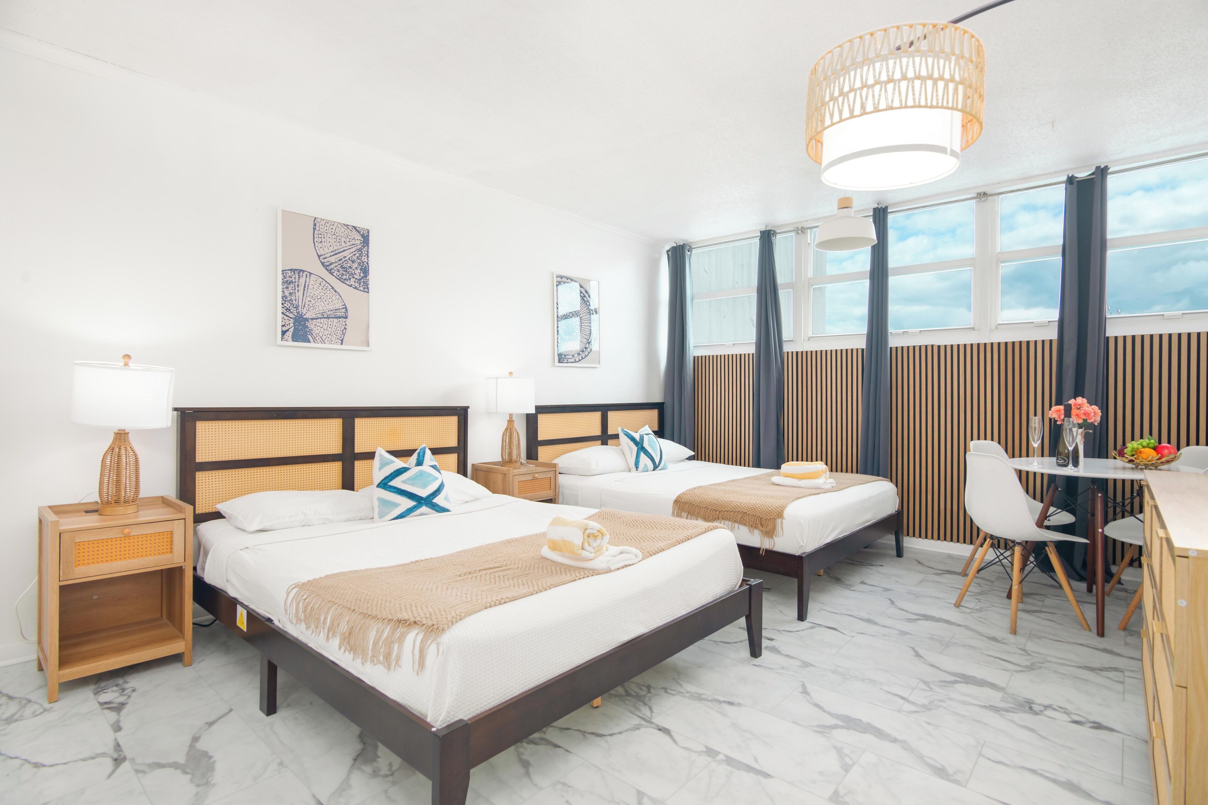 Suite estudio Deluxe | Individuelt dekorert, individuelt innredet og skrivebord for bærbar PC