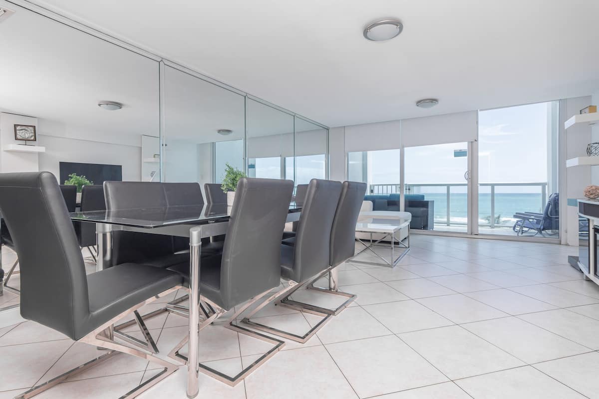 Luxury Townhome | 1 bedroom, in-room safe, individually decorated, individually furnished