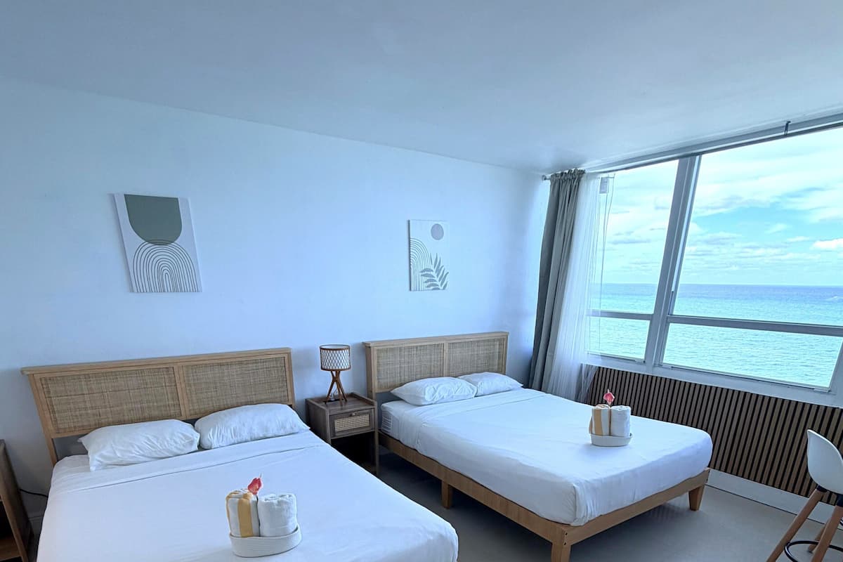 Studiosuite – deluxe | Individuelt dekorert, individuelt innredet og skrivebord for bærbar PC