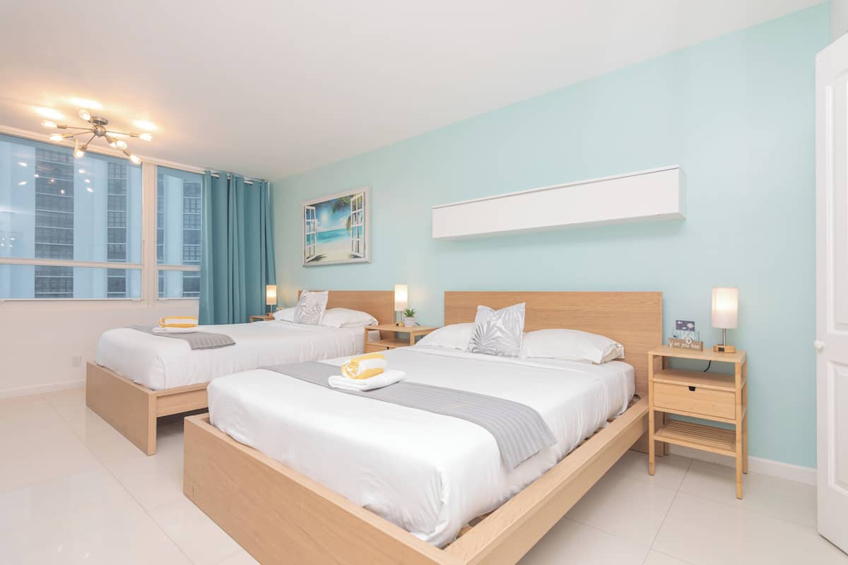 City Apartment | 1 bedroom, in-room safe, individually decorated, individually furnished