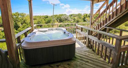 Oceanside, 6 BRs, Private Pool, Ocean Views, Foosball, O2, Topside
