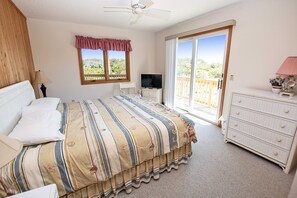 6 多间卧室、熨斗/熨衣板、免费 WiFi、床单