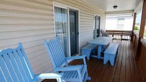 Outdoor dining - Oceanside, Close to Shopping and beach! KD233, II Views (Kill Devil Hills)