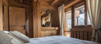 Cortina Lodge Stunning View R&R