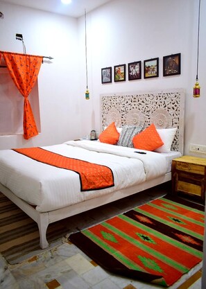 3 bedrooms, iron/ironing board, WiFi