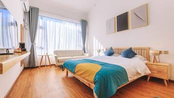 Quarto solteiro romântico | Roupas de cama premium, camas com colchões pillow-top