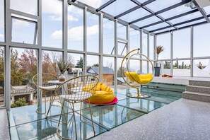 Área de juegos infantiles bajo techo