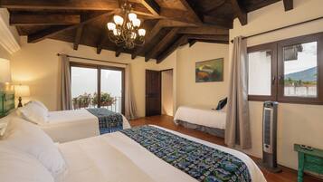 3 habitaciones, tabla de planchar con plancha y wifi gratis