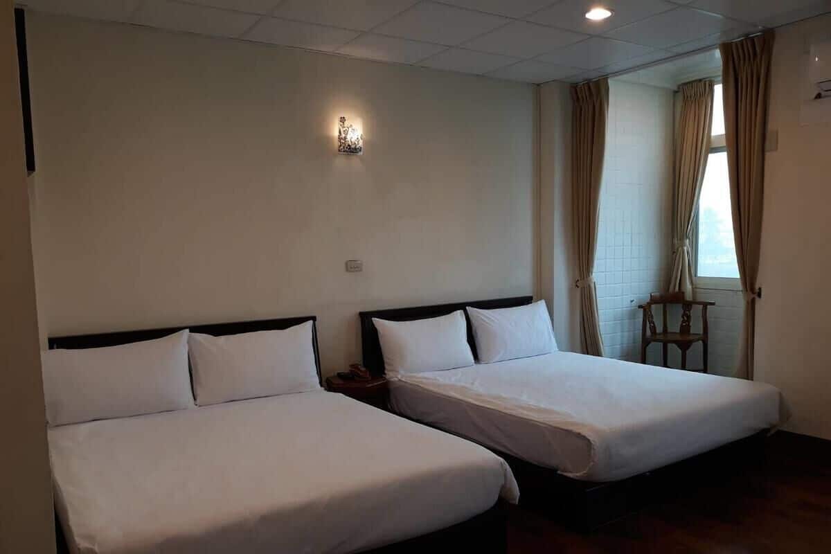 Quadrupla Deluxe (608) | Tende oscuranti, Wi-Fi gratuito, lenzuola