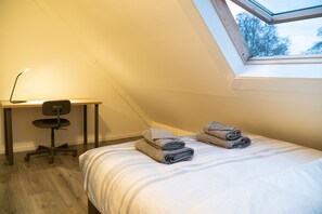 4 soverom, wi-fi (inkludert) og sengetøy