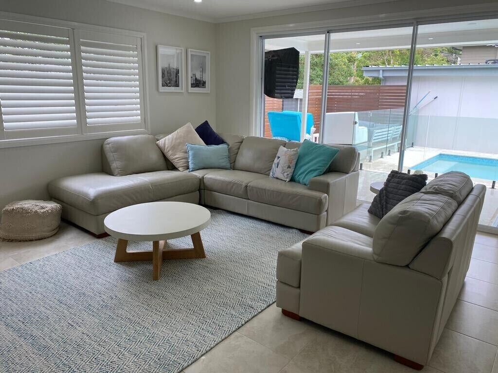 Spacious Resort Style Family Beach House — image 24