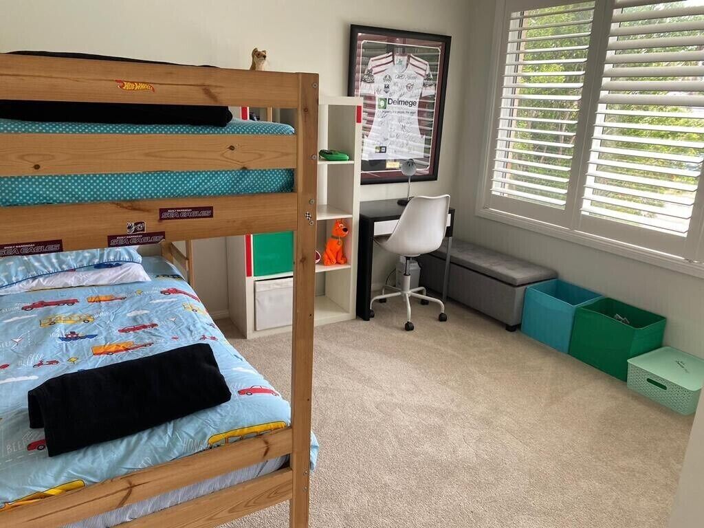 Spacious Resort Style Family Beach House — image 21