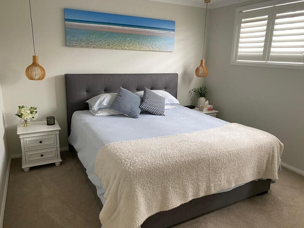 Spacious Resort Style Family Beach House — image 22