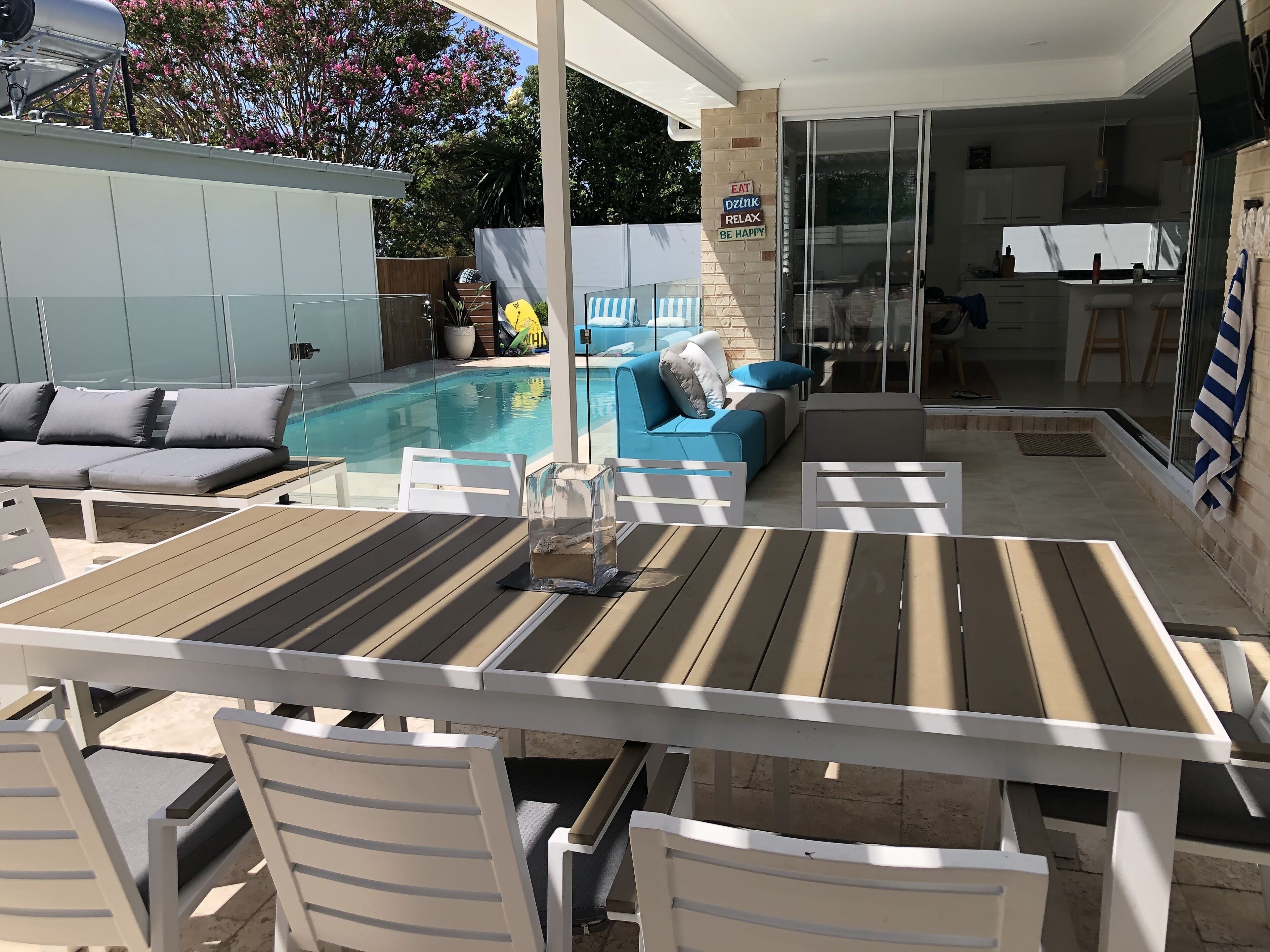 Spacious Resort Style Family Beach House — image 5