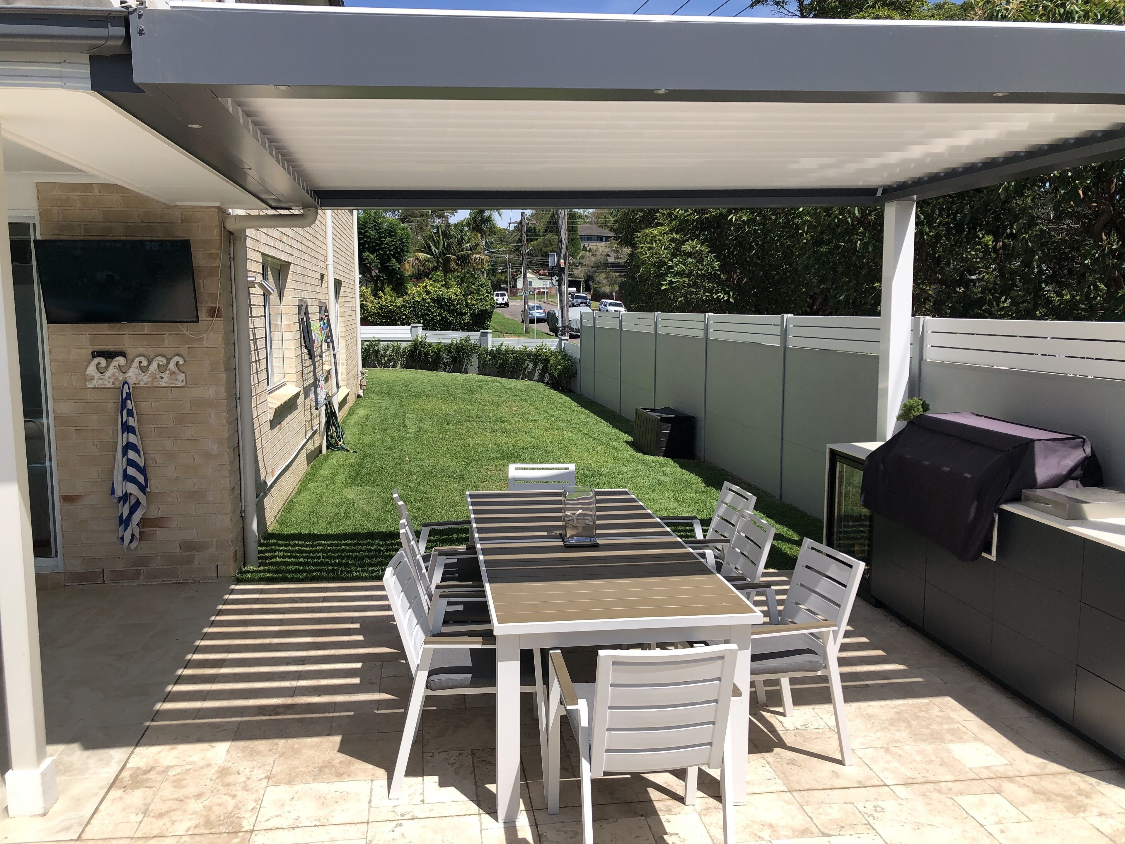 Spacious Resort Style Family Beach House — image 4