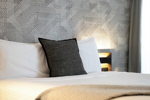 Queen Plus with Balcony with Complimentary Gym Pass and Late Check out | In-room safe, blackout drapes, iron/ironing board, free WiFi - Kith Hotel Darling Harbour (Pyrmont)
