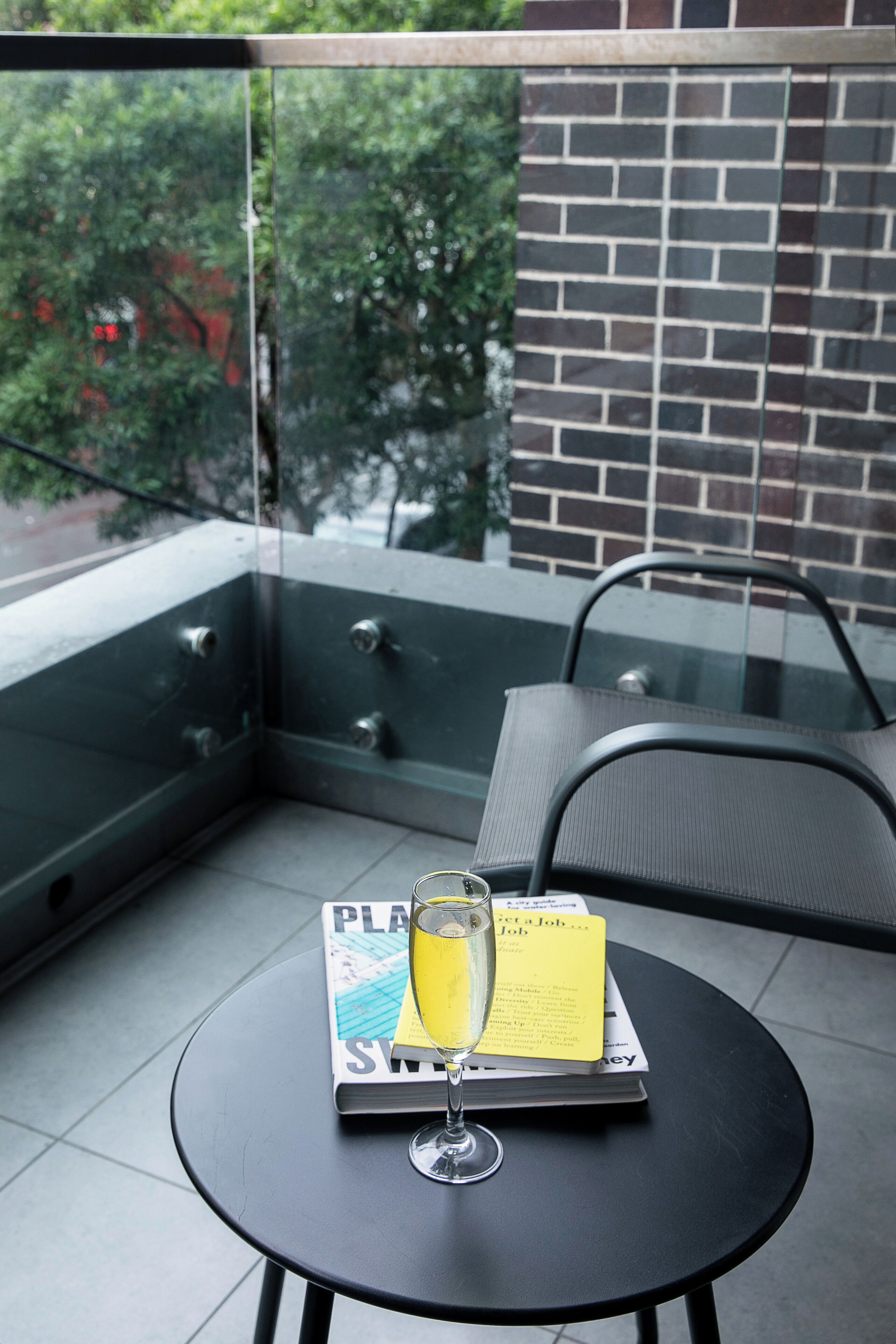 queen room with balcony (accessible facilities in selected rooms) | balcony