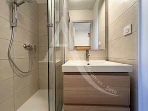 Dusche