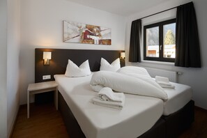 2 chambres, coffres-forts dans les chambres, Wi-Fi gratuit
