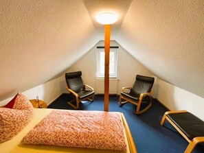 2 habitaciones, cuna de viaje, wifi y ropa de cama 