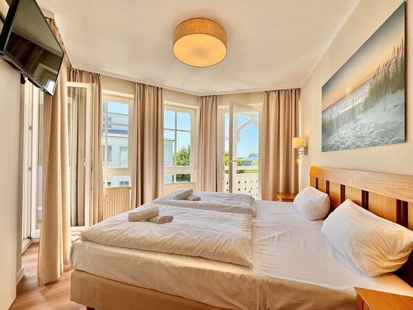 2 Schlafzimmer, Reisekinderbett, WLAN, Bettwäsche