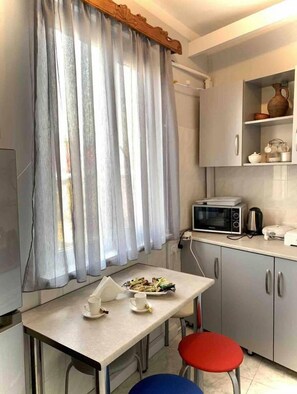 Private kitchen - tea guest house (Tbilisi)